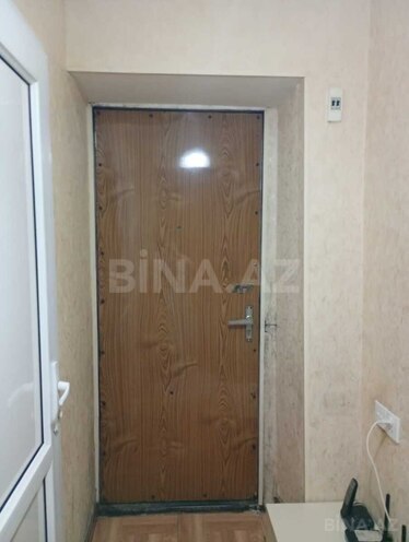 Продаётся 3-комн. вторичка 45 м², м. Элмляр Академиясы, photo 7 from 10
