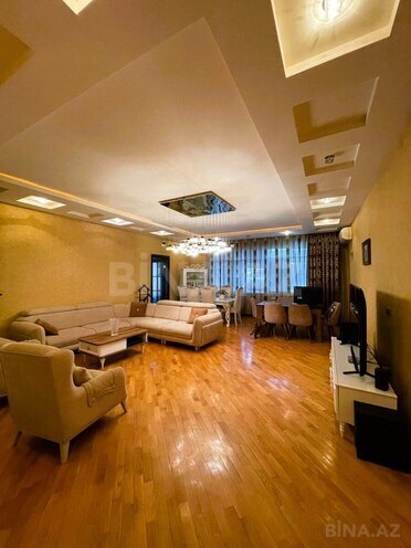 Продаётся 4-комн. новостройка 198 м², Насиминский  р., photo 1 from 18