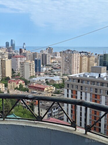 Сдаётся 2-комн. новостройка 100 м², м. Низами, photo 12 from 13