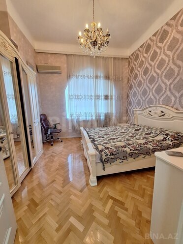 Сдаётся 2-комн. вторичка 70 м², м. 28 мая, photo 3 from 13