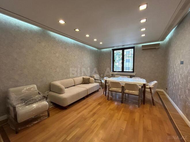 İcarəyə verilir 2 otaqlı köhnə tikili 70 m², 28 May m., photo 19 from 23