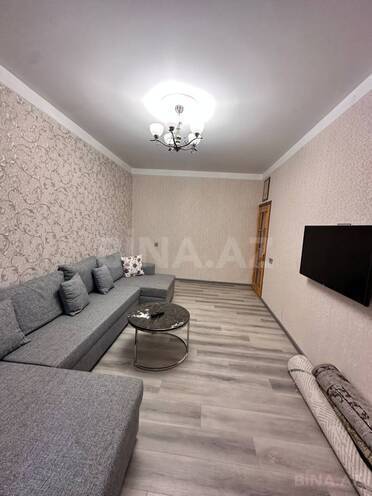Продаётся 3-комн. вторичка 90 м², м. Иншаатчылар, photo 1 from 20