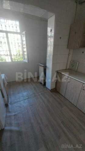 İcarəyə verilir 3 otaqlı köhnə tikili 95 m², İnşaatçılar m., photo 13 from 16