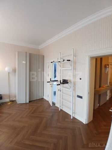 Сдаётся 3-комн. новостройка 170 м², м. Низами, photo 17 from 27