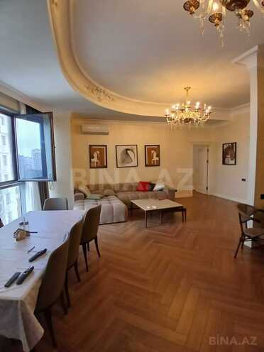 Сдаётся 3-комн. новостройка 170 м², м. Низами, photo 3 from 27