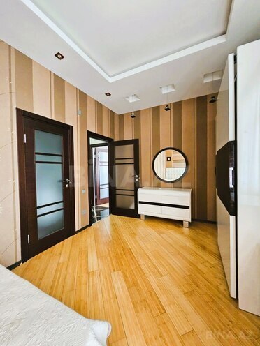 Продаётся 3-комн. новостройка 136 м², м. 8 ноября, photo 11 from 16
