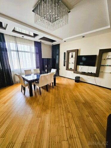 Продаётся 3-комн. новостройка 136 м², м. 8 ноября, photo 15 from 16