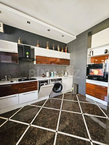 Продаётся 3-комн. новостройка 136 м², м. 8 ноября, photo 5 from 16