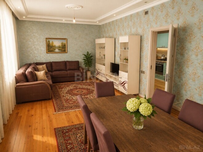 Satılır 5 otaqlı həyət evi/bağ evi 250 m², Əhmədli m., photo 1 from 14