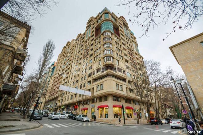 Satılır 3 otaqlı yeni tikili 165 m², 28 May m., photo 1 from 10