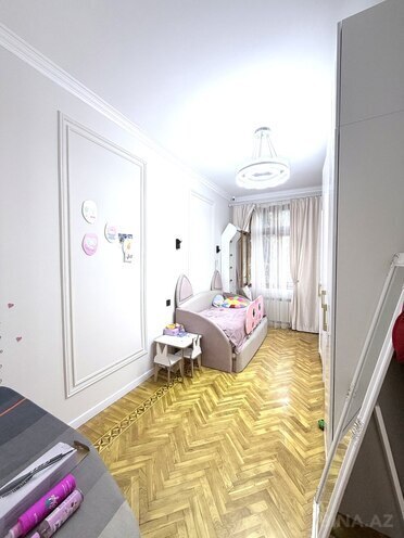 Satılır 3 otaqlı köhnə tikili 100 m², Nizami m., photo 7 from 17