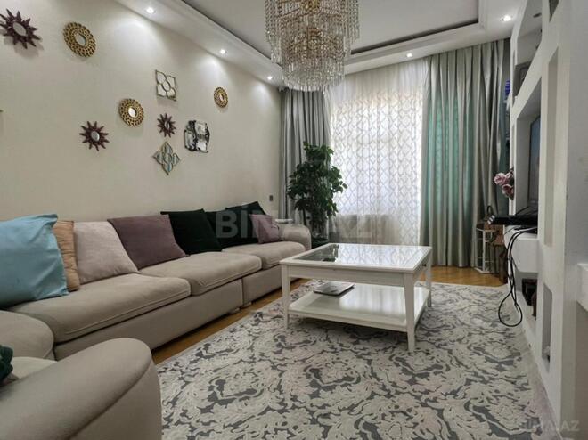 Продаётся 4-комн. вторичка 100 м², м. Халглар Достлугу, photo 1 from 10