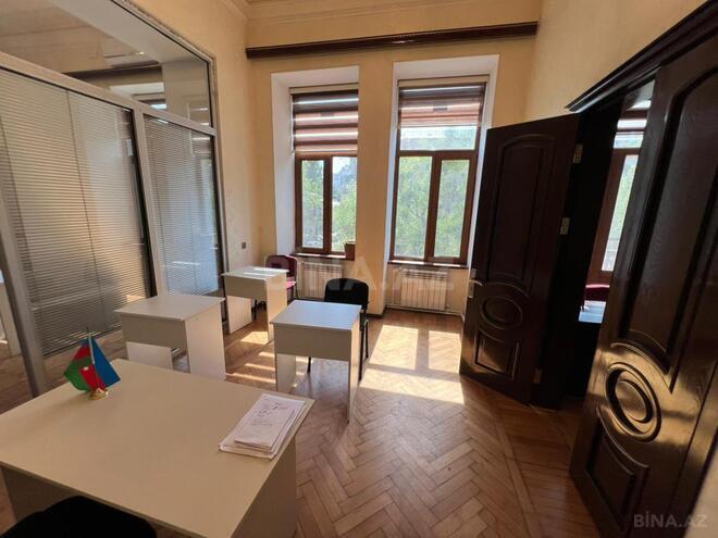 İcarəyə verilir 5 otaqlı ofis 240 m², Nizami m., photo 4 from 15