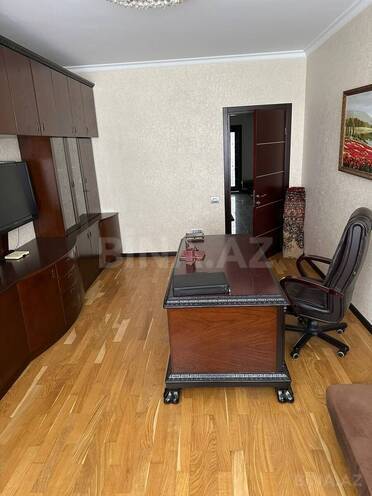 Сдаётся 4-комн. новостройка 185 м², Насиминский  р., photo 10 from 15