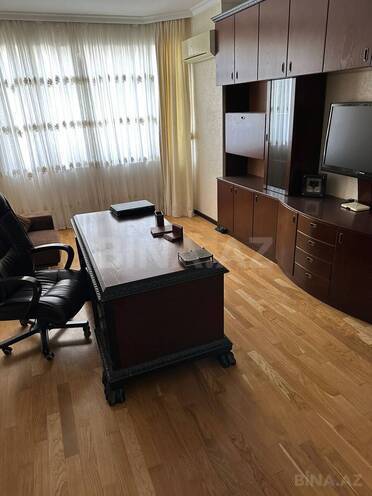 Сдаётся 4-комн. новостройка 185 м², Насиминский  р., photo 11 from 15