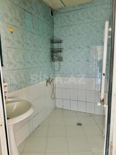 Satılır 2 otaqlı köhnə tikili 65 m², Xalqlar Dostluğu m., photo 14 from 16