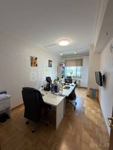 Сдаётся 1-комн. офис 30 м², м. Шах Исмаил Хатаи, photo 1 from 9