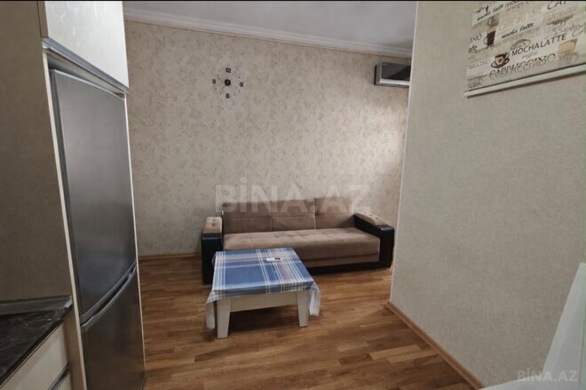 Продаётся 2-комн. новостройка 40 м², м. Кара Караев, photo 1 from 9