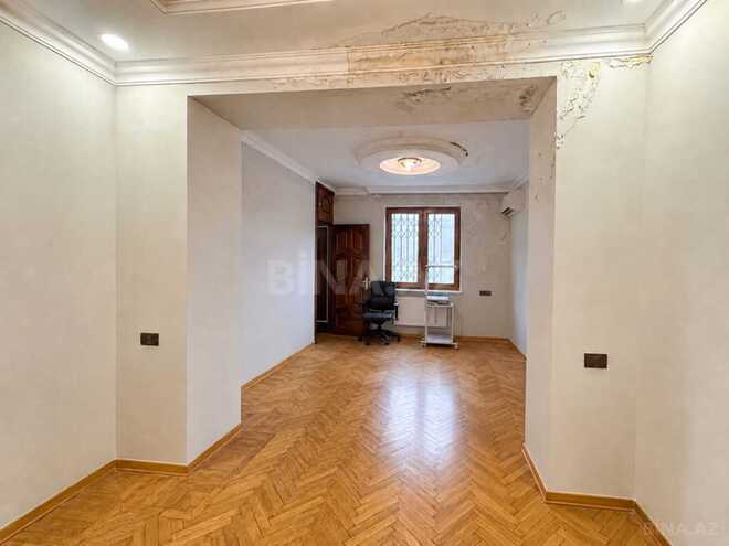 Satılır 4 otaqlı köhnə tikili 100 m², Nizami m., photo 16 from 30
