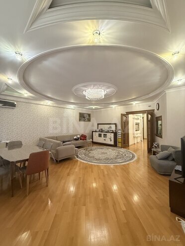 Продаётся 3-комн. новостройка 170 м², м. Гянджлик, photo 16 from 17