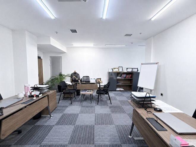 İcarəyə verilir 12 otaqlı ofis 545 m², 28 May m., photo 9 from 31