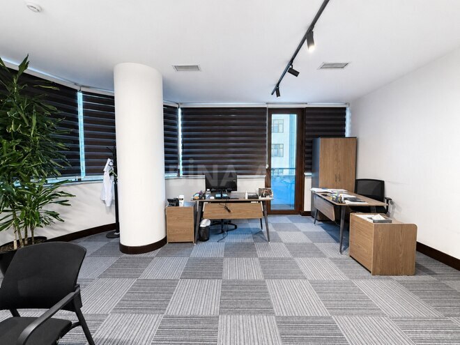İcarəyə verilir 12 otaqlı ofis 545 m², 28 May m., photo 17 from 31