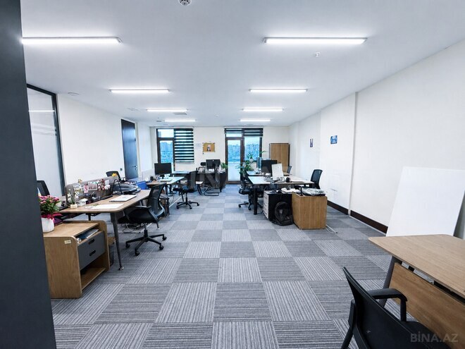 İcarəyə verilir 12 otaqlı ofis 545 m², 28 May m., photo 10 from 31