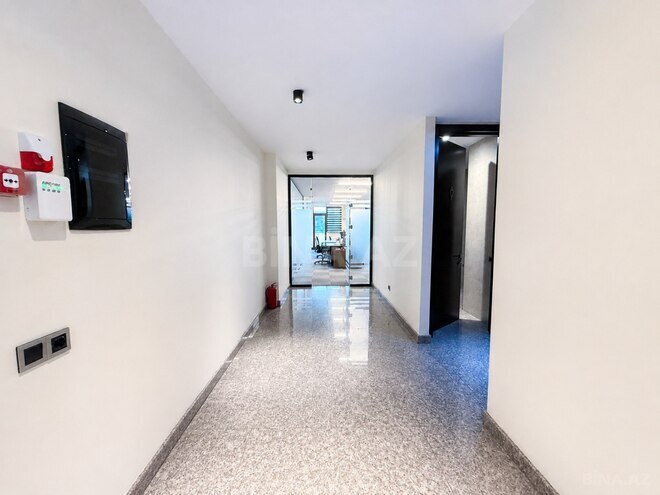 İcarəyə verilir 12 otaqlı ofis 545 m², 28 May m., photo 25 from 31