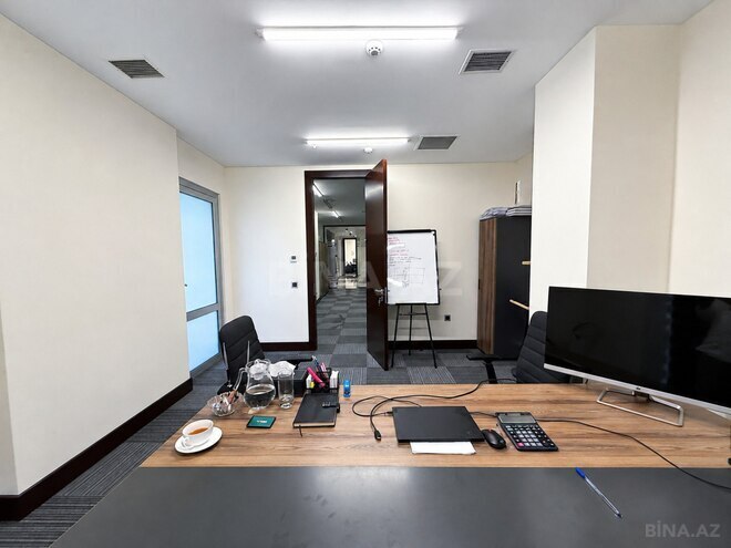 İcarəyə verilir 12 otaqlı ofis 545 m², 28 May m., photo 26 from 31