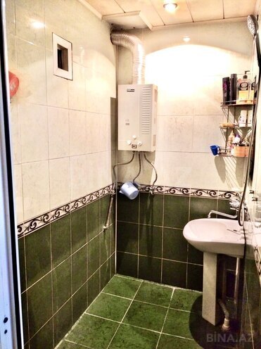 Продаётся 2-комн. вторичка 65 м², м. Кара Караев, photo 11 from 14