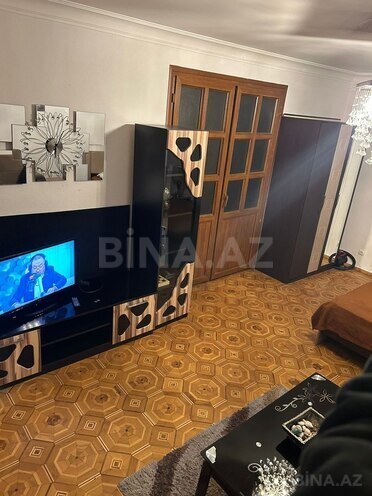 Сдаётся 1-комн. вторичка 42 м², м. Ичеришехер, photo 1 from 9