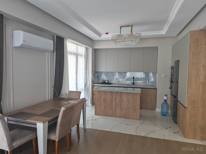 İcarəyə verilir 3 otaqlı yeni tikili 85 m², Bakmil m., photo 3 from 10