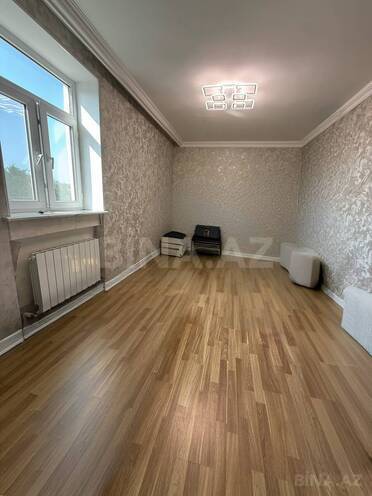 Продаётся 2-комн. вторичка 55 м², Абшеронcкий  р., photo 5 from 19