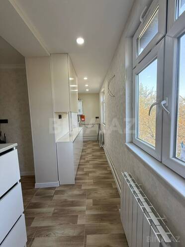 Продаётся 2-комн. вторичка 55 м², Абшеронcкий  р., photo 14 from 19