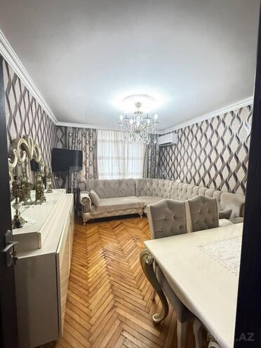 Продаётся 2-комн. вторичка 46 м², Абшеронcкий  р., photo 1 from 21