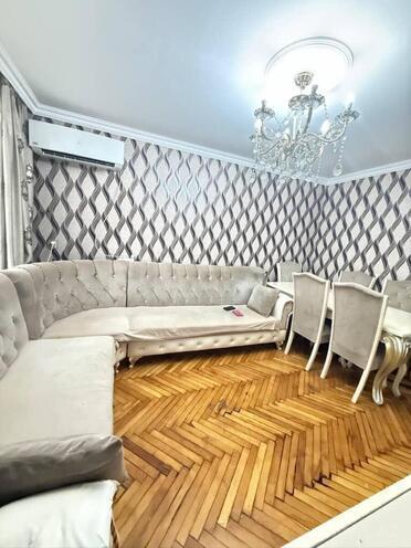 Продаётся 2-комн. вторичка 46 м², Абшеронcкий  р., photo 4 from 21