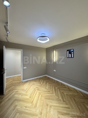 Продаётся 2-комн. вторичка 45 м², м. Элмляр Академиясы, photo 5 from 11