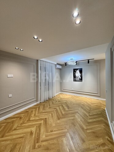 Продаётся 2-комн. вторичка 45 м², м. Элмляр Академиясы, photo 3 from 11