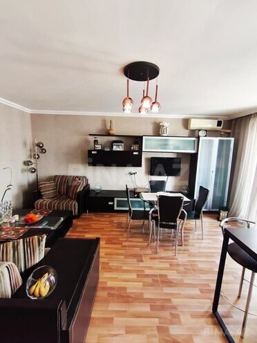 Продаётся 3-комн. вторичка 75 м², м. Элмляр Академиясы, photo 6 from 19