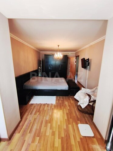 Продаётся 3-комн. вторичка 75 м², м. Элмляр Академиясы, photo 9 from 19