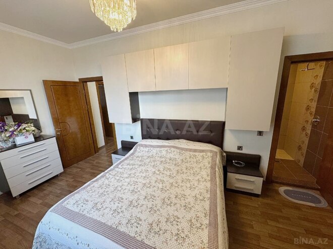 Продаётся 3-комн. новостройка 100 м², м. Кара Караев, photo 3 from 14