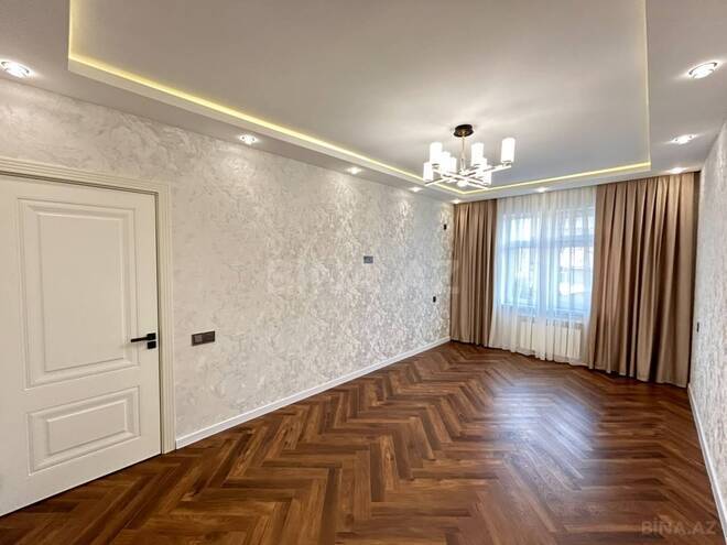 Satılır 3 otaqlı köhnə tikili 80 m², Koroğlu m., photo 1 from 16