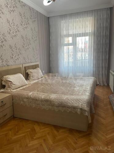Продаётся 2-комн. вторичка 55 м², Ясамальский р., photo 4 from 10