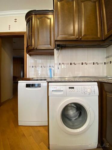 İcarəyə verilir 3 otaqlı yeni tikili 110 m², İnşaatçılar m., photo 8 from 15