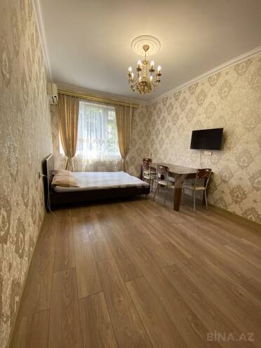 İcarəyə verilir 2 otaqlı köhnə tikili 46 m², Memar Əcəmi m., photo 1 from 7