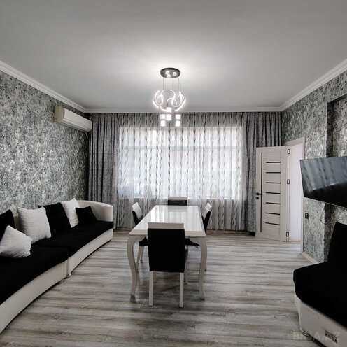 Продаётся 2-комн. новостройка 75 м², м. Низами, photo 4 from 22