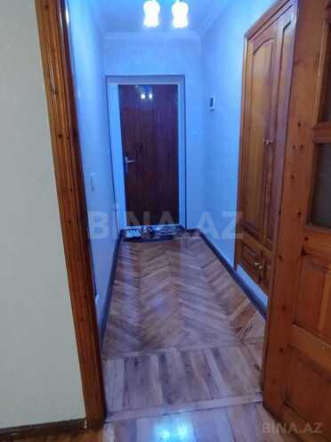 Satılır 2 otaqlı köhnə tikili 60 m², İnşaatçılar m., photo 5 from 12