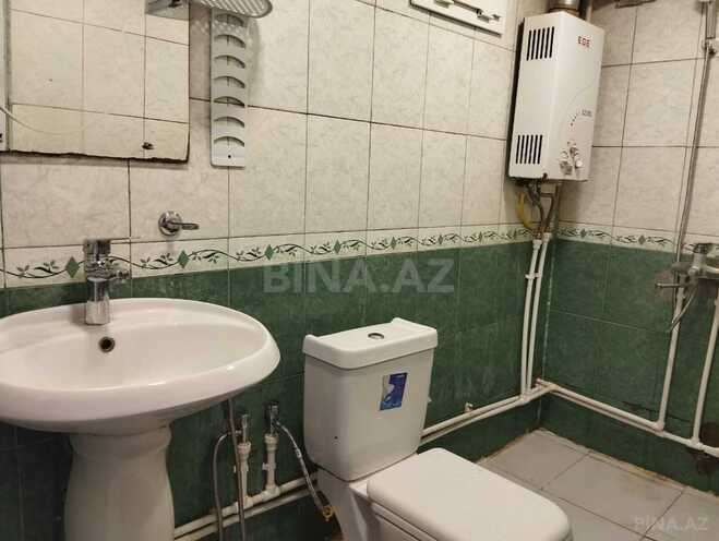 Satılır 2 otaqlı köhnə tikili 60 m², İnşaatçılar m., photo 9 from 12