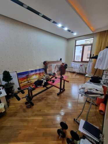 Продаётся 3-комн. новостройка 135 м², м. Низами, photo 7 from 10