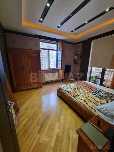 Продаётся 3-комн. новостройка 135 м², м. Низами, photo 3 from 10